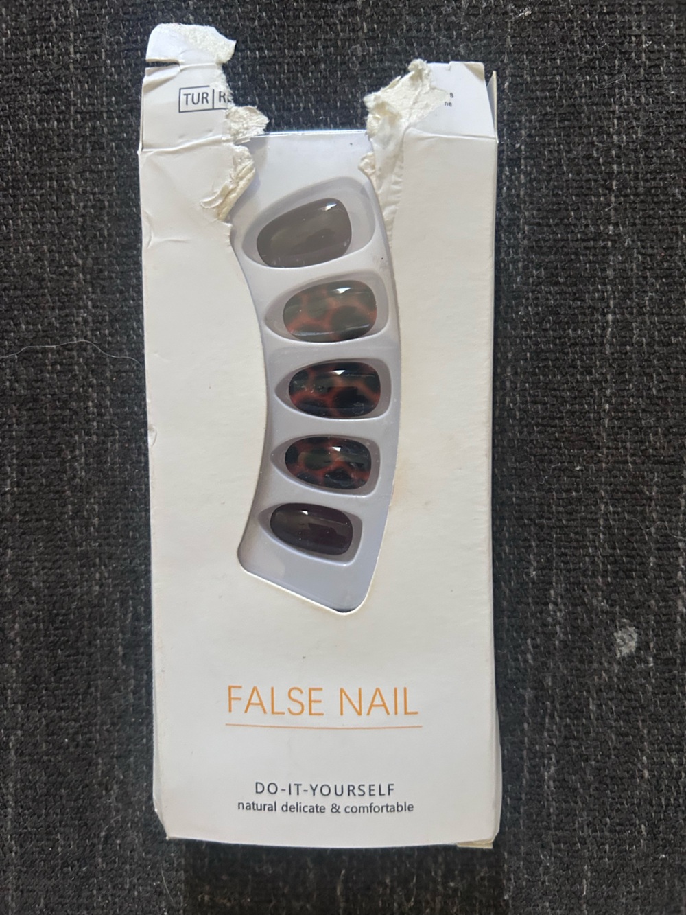 Tortoiseshell Press-On Nails (New/Unused in Damaged Box)